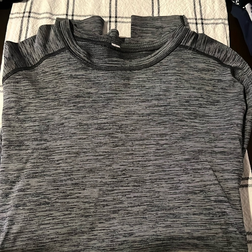 Lululemon long sleeve